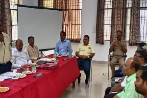 कालिंजर महोत्सव : जनप्रतिनिधियों ने मेला को सफल बनाने के लिए मांगे सुझाव