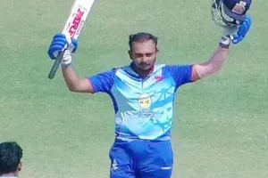 Prithvi Shaw Century : पृथ्वी शॉ की बैटिंग के आगे पस्त हुए असम के गेंदबाज, 46 गेंदों में जड़ दिया शतक