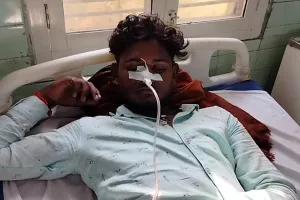 बरेली: प्रेमिका से विवाद होने पर प्रेमी ने खाया जहर, हालत बिगड़ी, अस्पताल में भर्ती