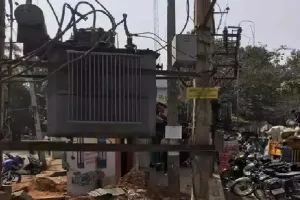 बिजली समस्या : पूराबाजार व गोसाईगंज में सर्वाधिक फुंके ट्रांसफार्मर