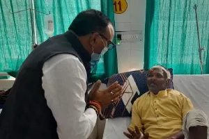 औचक निरीक्षण में मिली खामियां : जिला अस्पताल की अव्यवस्था देखकर आवाक रह गए डिप्टी सीएम