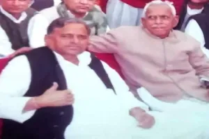 स्मृतियां : धरती पुत्र ‘मुलायम’का बांदा से था गहरा रिश्ता, बोस को मानते थे अपना आदर्श