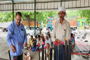 विजयदशमी : भूतपूर्व सैनिकों ने किया शस्त्र पूजन