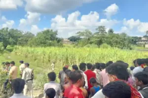 बिहार: बेतिया में ताबड़तोड़ फायरिंग, 4 को लगी गोली, 2 गंभीर, 3 बदमाशों ने बरसाई गोलियां