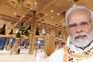 PM मोदी ने भारत गौरव काशी दर्शन ट्रेन और वंदे भारत एक्सप्रेस को हरी झंडी दिखाकर रवाना किया