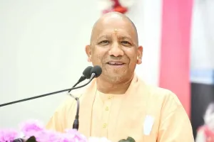 सीएम योगी गोरखपुर को देंगे फ्लाईओवर, फोरलेन, सीवरेज व जलनिकासी के बड़े प्रोजेक्ट्स की सौगात