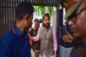 प्रयागराज: नैनी से चित्रकूट जेल भेजा गया अब्बास अंसारी 