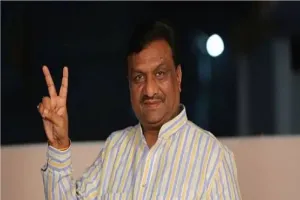 लखनऊ: एक बार फिर BJP में शामिल होंगे धर्म सिंह सैनी, लग रहे ये कयास   