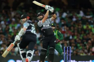 ICC T20 World Cup: न्यूजीलैंड ने पाकिस्तान के सामने रखा 153 रनों का लक्ष्य, मिशेल ने लगाया अर्धशतक