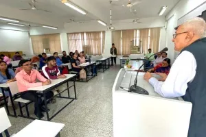 बीबीएयू कार्यशाला: ब्रिटिश शासन में भारतीय मजदूरों से गन्ने की खेती करवाते थे अंग्रेज