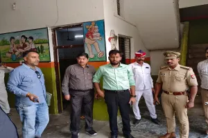 इटावा: निकाय चुनाव की मतदाता सूची फीडिंग का काम अभी अधूरा