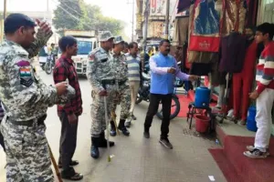 बरेली: किशोर बाजार से लेकर घंटा घर तक चला नगर निगम का अतिक्रमण हटाओ अभियान