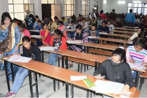 बरेली: रामपुर में उपचुनाव की वजह से परीक्षा का कार्यक्रम बदला, अब इस दिन से होगी शुरू