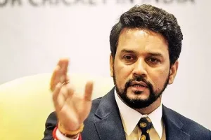 Digital Media को रेग्युलेट करने के लिए जल्द ही कानून लाएगी सरकार: अनुराग ठाकुर