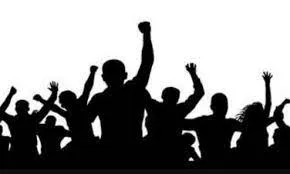 ओखलकांडा के ग्रामीणों ने बीएसएनएल महाप्रबंधक का किया घेराव