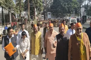 विधानसभा उपचुनाव: भाजपा प्रत्याशी का नामांकन कराने को रामपुर पहुंचे कई मंत्री