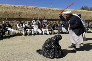 अफगानिस्तान में शरिया कानून लागू... 19 लोगों को मिली कोड़े मारने की सजा