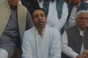 खतौली जाने से पहले मेरठ पहुंचे रालोद मुखिया जयंत चौधरी, प्रेस वार्ता के दौरान बीजेपी पर साधा निशाना