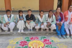 बरेली: रंगोली प्रतियोगिता के माध्यम से मतदान के प्रति किया गया जागरूक