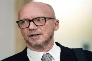 दुष्कर्म के मामले में ऑस्कर विजेता पॉल हैगिस दोषी करार, कोर्ट ने पीड़िता को मुआवजा देने का दिया आदेश