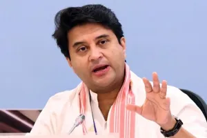 ज्योतिरादित्य सिंधिया ने ईटानगर के डोनी पोलो हवाईअड्डे से पहली उड़ान को दिखाई हरी झंडी 