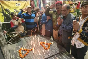 अयोध्या: मुंबई हमले के शहीदों को दी गई भावभीनी श्रद्धांजलि 