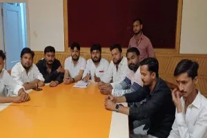 अयोध्या: छात्रसंघ चुनाव कराने को लामबंद हुए छात्र नेता, मांग को लेकर सौपेंगे ज्ञापन
