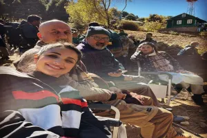 परिणिती चोपड़ा ने  फिल्म ऊंचाई का शेयर किया बीटीएस Video