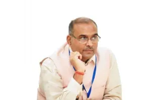 लखनऊ: प्रो. विनय पाठक की याचिका पर हाईकोर्ट का आदेश सुरक्षित, कल आएगा फैसला