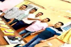 उन्नाव : ...तो भूमाफियों के लिये जश्न का अड्डा बन गया है स्वाट आफिस 