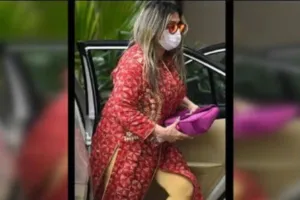 ठग सुकेश चंद्रशेखर से जुड़े जबरन वसूली मामले में पिंकी ईरानी गिरफ्तार 