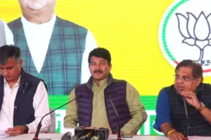 अरविंद केजरीवाल की सुरक्षा को लेकर चिंतित हूं, 'AAP' संदीप भारद्वाज की मौत की जिम्मेदार : मनोज तिवारी 