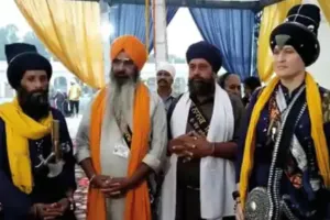 Video: विदेशी छोरी को हुआ पंजाबी मुस्टंडे से प्यार, फिर बन गए जीवनसाथी, ऐसे परवान चढ़ी आशिकी