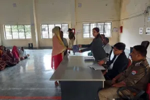 चित्रकूट : जेल में मना विधिक सेवा दिवस, बंदियों को दी कानून की जानकारी