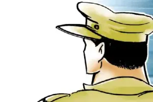 हरदोई : डीजीपी के फर्ज़ी दस्तखत बनाने और बवाल करने वाला दरोगा बर्खास्त