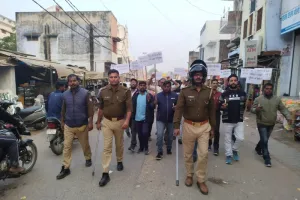 बहराइच : निधि गुप्ता हत्याकांड पर हिंदू संगठनों ने निकाला मार्च