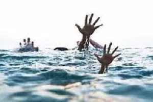 बाराबंकी: सुमली नदी में नाव पलटने से 3 बच्चों की मौत