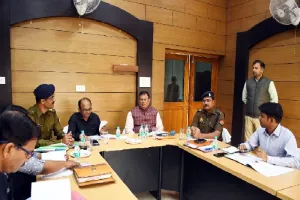 मैनपुरी उपचुनाव : अपराधियों  पर पुलिस की रहेगी पैनी नजर