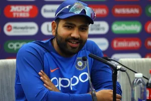 क्या सेमीफाइनल में ऋषभ पंत- दिनेश कार्तिक दोनों विकेटकीपर निश्चित रूप से खेलेंगे? रोहित शर्मा का इशारा