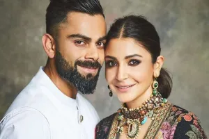 नैनीताल: पत्नी संग बाबा नीब करौरी के दरबार पहुंचे क्रिकेट स्टार विराट कोहली