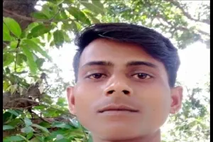 हरदोई :  सांड से टकराई बाइक, युवक की मौत