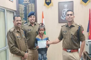 हमीरपुर : सीओ ने चार गरीब बच्चियों को 40 हजार की करवाई एफडी