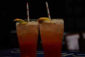 Mocktail Recipe: घर पर ऐसे बनाएं टेस्टी पिंक ब्यूटी मॉकटेल