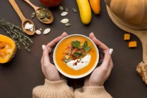 सर्दियों में फिट और हेल्दी रहने के लिए डाइट में अपनाएं ये 5 चीजें