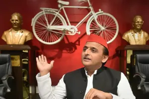 'दलाल, गोबर, कीचड़, पत्तलचट्टे, चप्पलचट्टे', चुनावी बयार में सपा की मीडिया सेल ने अपनाए ये हथकंडे