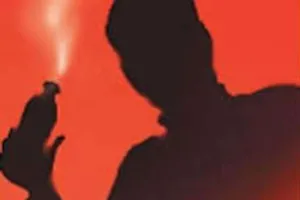 खटीमा: केस वापस न लेने पर तेजाब डालने की धमकी