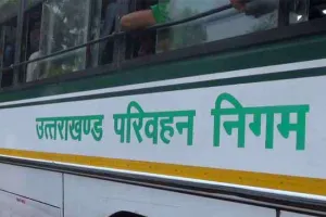 नैनीताल-मुक्तेश्वर रूट पर चलने वाली बस के परिचालक ने की छात्राओं से छेड़छाड़, पुलिस ने किया चालान