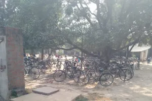 अयोध्या: नहीं बंद हुए फर्जी विद्यालय, बेखौफ हो रहा संचालन