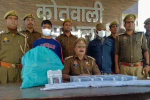 संभल: खंडहर मकान में अवैध शस्त्र बनाने की फैक्ट्री पकड़ी, दो आरोपी गिरफ्तार