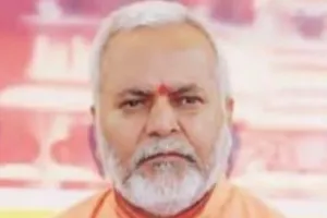 शाहजहांपुर: पूर्व केंद्रीय मंत्री चिन्मयानंद को गिरफ्तार कर कोर्ट में पेश करे पुलिस